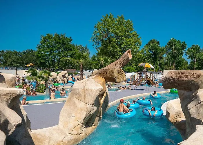 Camping Mobil Avec Terrasse - 3 A - Api-1-52-1411