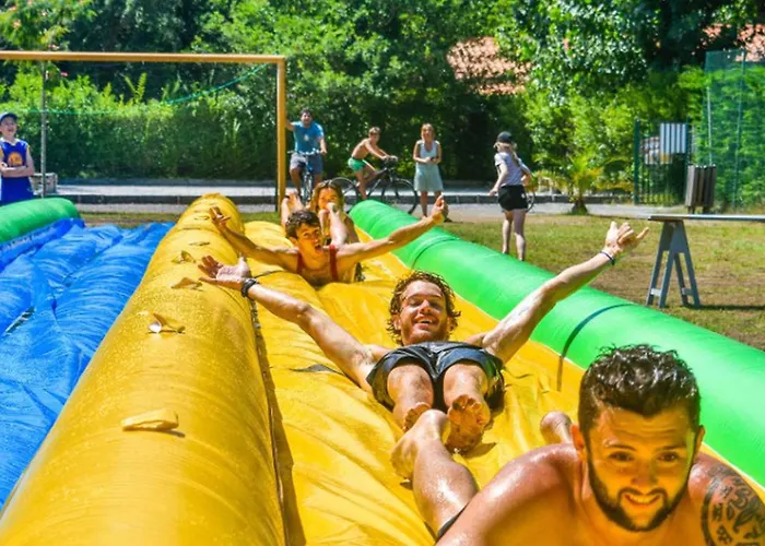 Кемпинг Mobil Avec Terrasse - 3 A - Api-1-52-1411 Мессанж